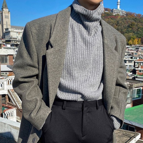 H&M WHITE TURTLENECK - Picture 15 of 16